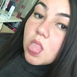 Meet your Posher, Hailey